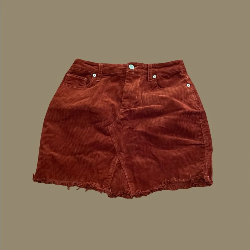 Love Tree rust corduroy mini skirt cotton spandex size SMALL belt loops 5 pocket - Picture 4 of 13